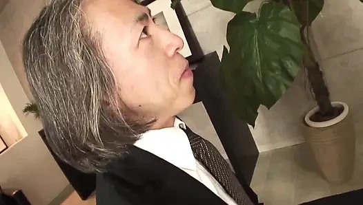 Arbeit, asiatische sexszene-3, vollbusige japanerin im büroanzug, fickt hart mit ihrem partner