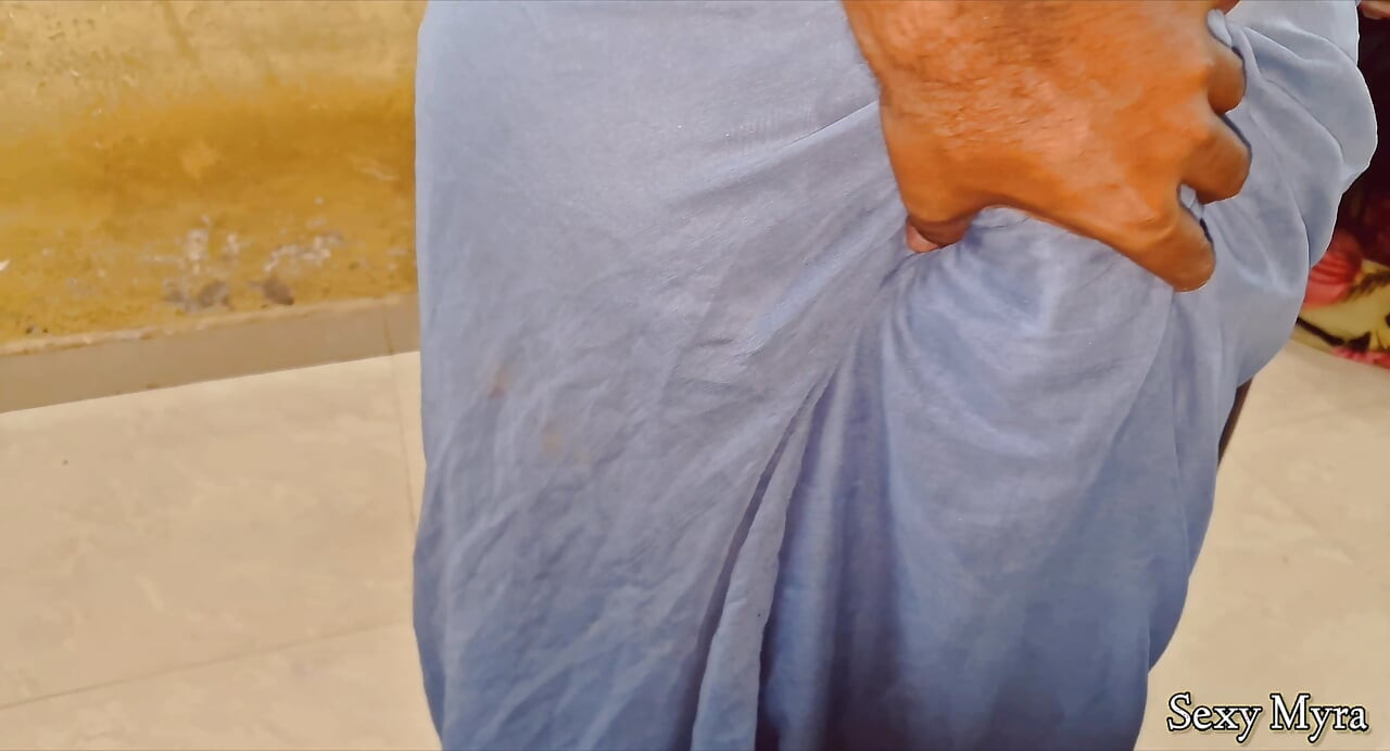 Part 2 - Indian Hot Mami Suprise Blowjob and Fucking
