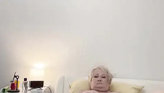 Oma Mit Dildo Gefickt