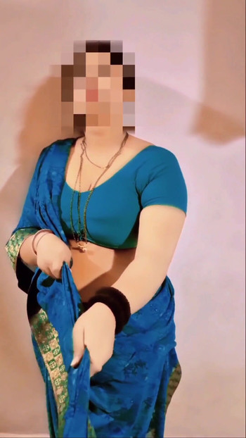 Marathi wife sex with young boy when her husband going office | Clip 1