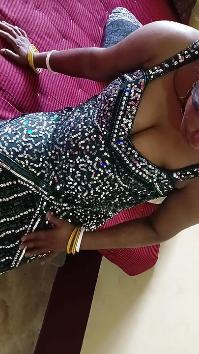 Awek model bhabhi desi panas