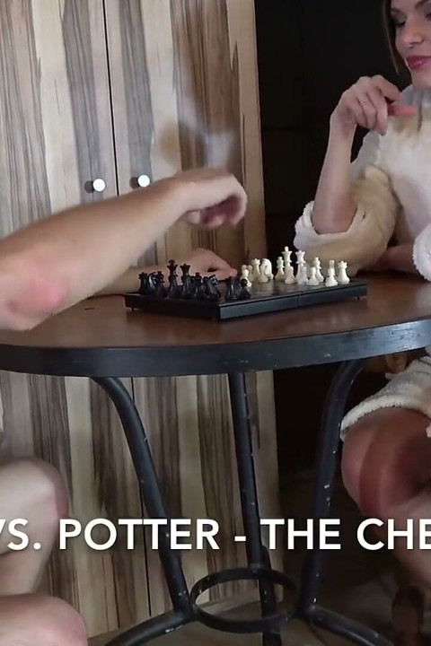 Kitana Vs. Potter - Chess 15′