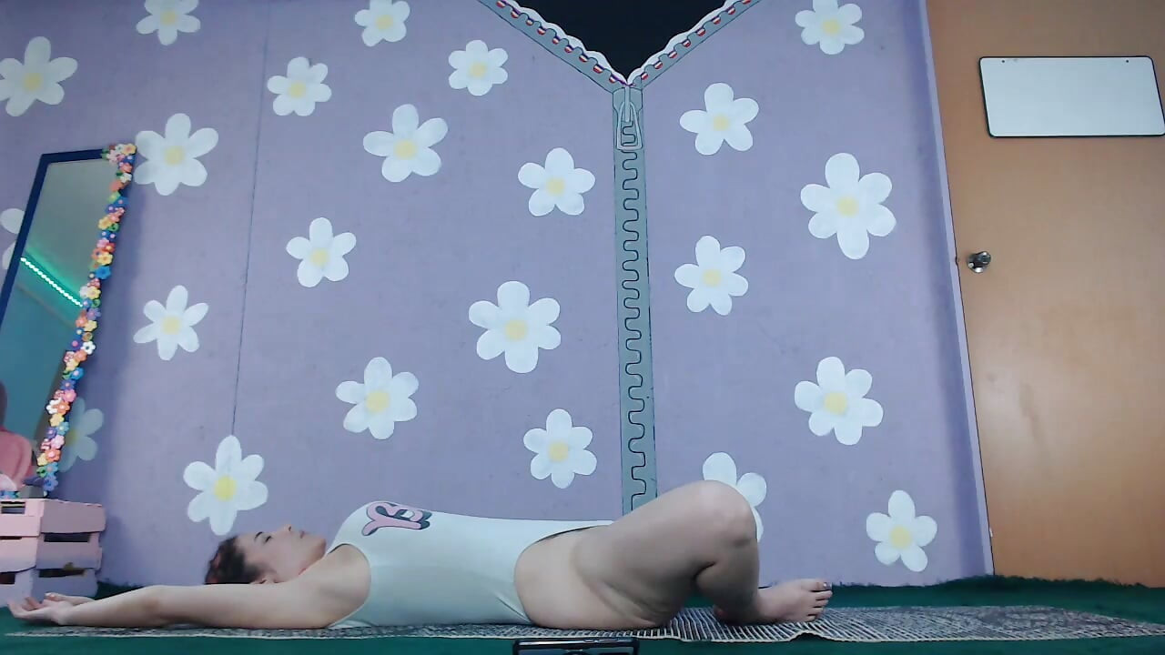 אימון יוגה למתחילים בשידור חי