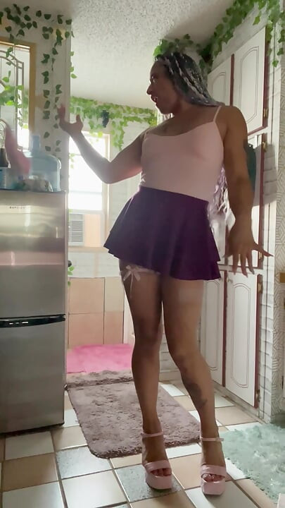 I Heart пареньков делает стриптиз