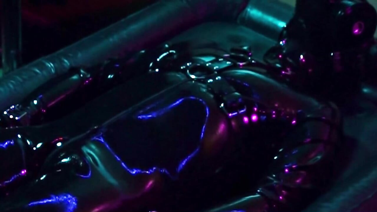 HOT! Rubberdrone Fetish ASMR