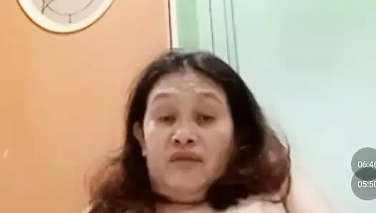 Eylül ayının ilk gününde görüntülü seks görüşmesi yapıyoruz