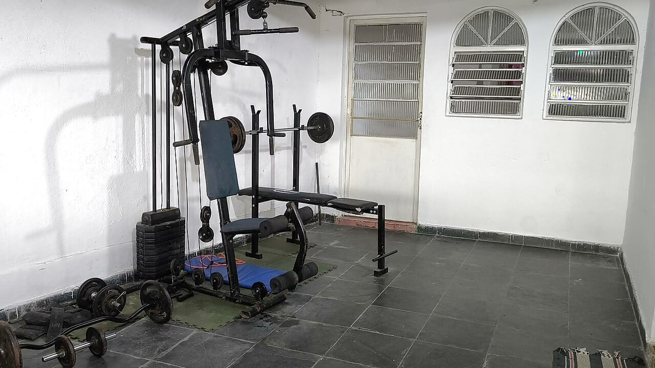 Hãy tập luyện khỏa thân nào