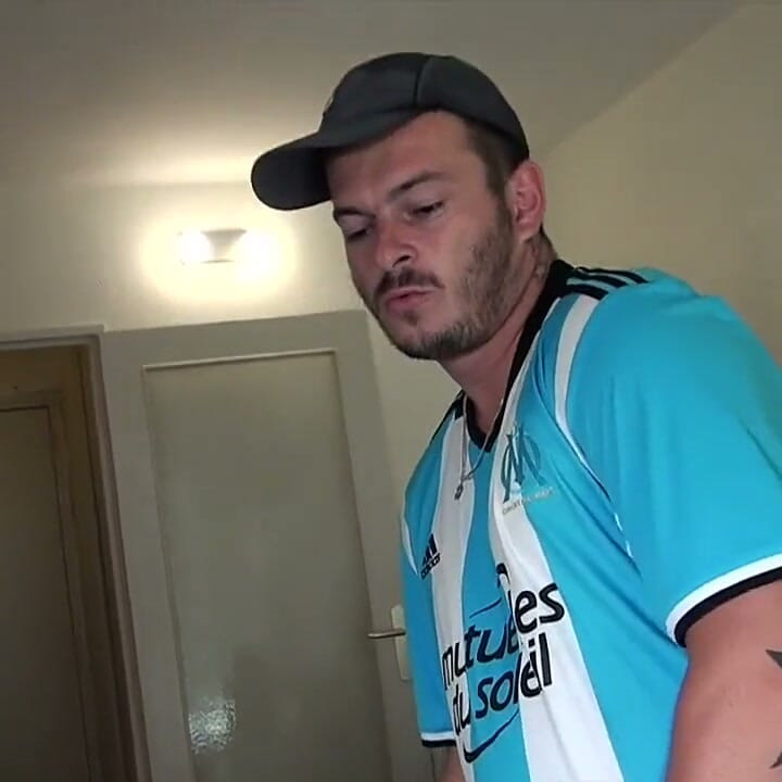 Supunere fără prezervativ pentru Jess și Scally Lad