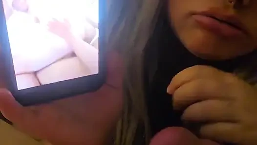 Nonton aku dientot tanpa ampun sama kontol besar sampai dicrot di dalam! Memek flat pink dientot sama pria lain sambil dientot sama pria lain !