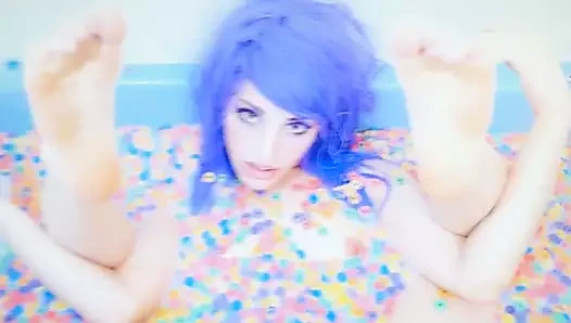Mycherrycrush boşalma anısına 2