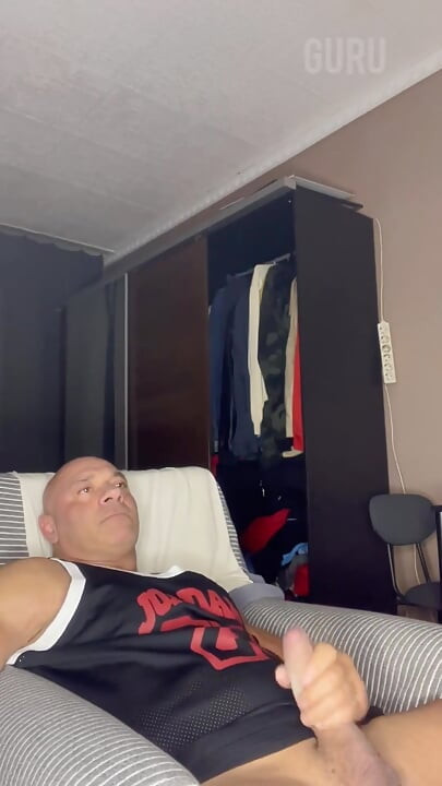 Mr Guru Home Wank Jerk