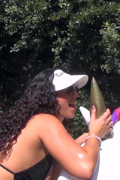 Brazilka voli VELIKI CRNI KURAC