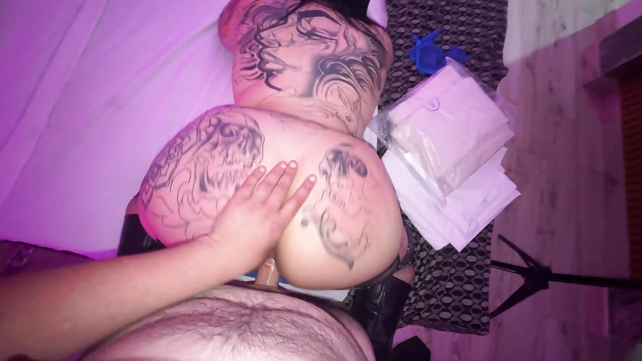 Gothic Argentina Wants Me to Break Her Virgin Ass