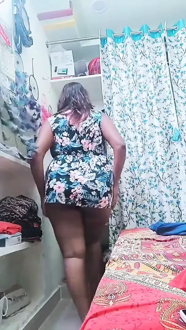 Swathi Naidu 大屁股