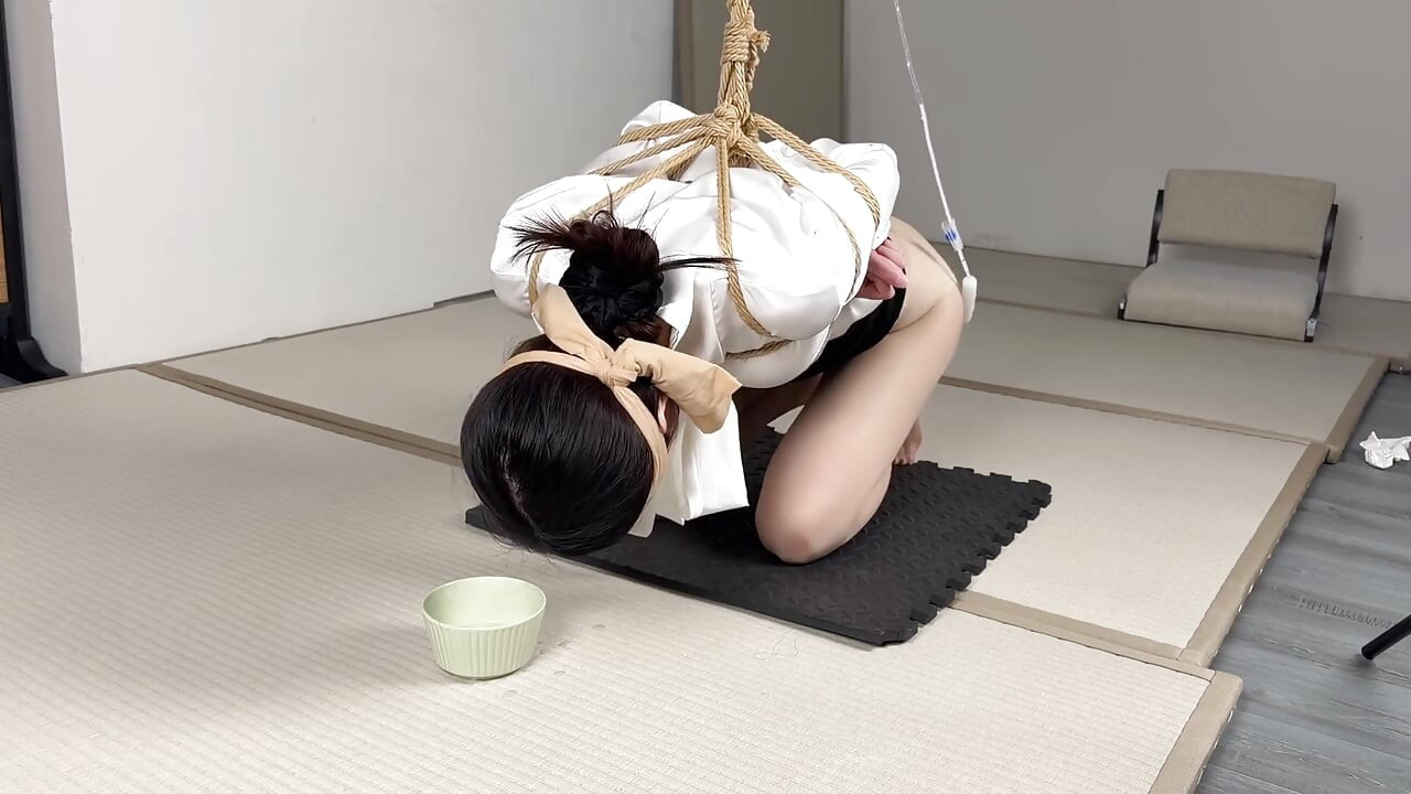 Japanese-style Anti-tie Saliva Collection