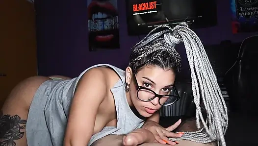 Mi Hermanastra Me Dio La Mejor Mamada! Se La Trago Toda