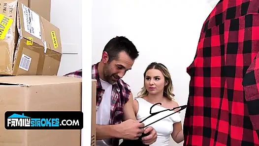 Sapık üvey amca en iyi arkadaşının yardımıyla geri dönüyor ve Aria Banks'ı bozuyor