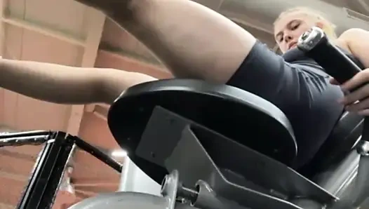 Jucielussie fitnessstudio-trainingseinheit