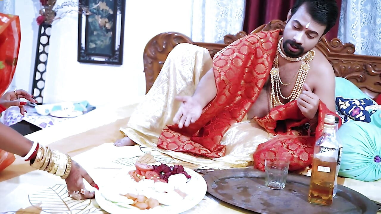 Husband ne sarab ke nase me wife ko berahmi se chod diya