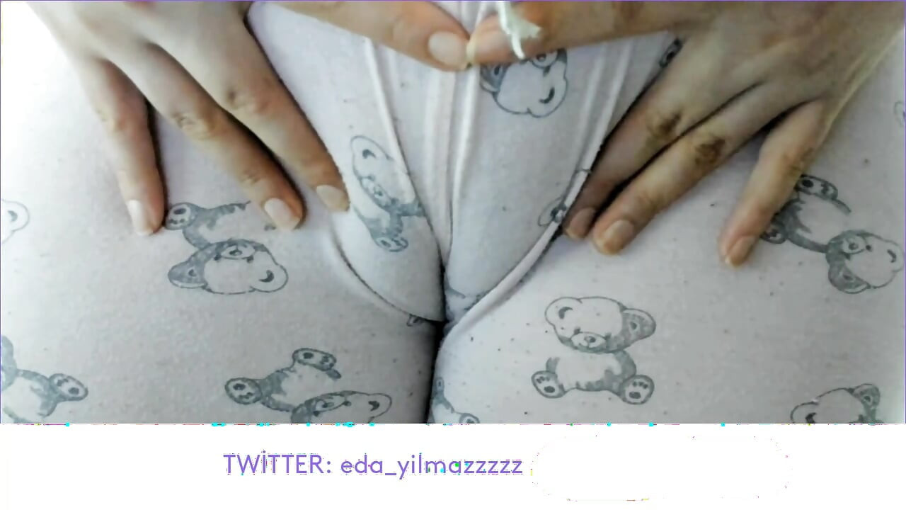 CAMELTOE- PAJAMAS- PUFFED PUSSY- SWOLLEN PUSSY