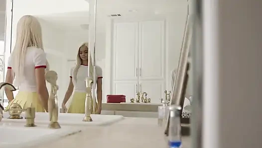 Lesbische adv. Ältere frauen jüngere frauen11 szene 1