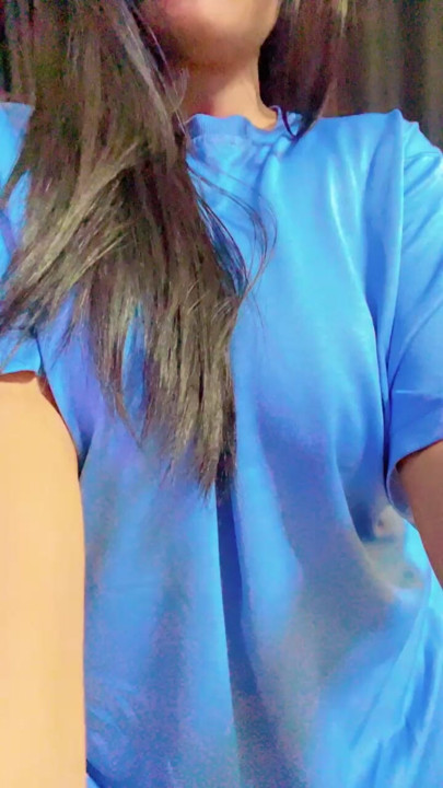 Would You Suck My Tits On The First Date?