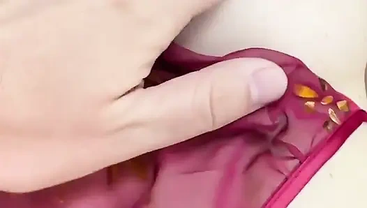 Lulu Wild - азиатской актрисе выдали кримпай в раю в Jav