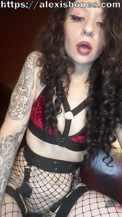 My Petite Goth Maid Keeps Bending Over and I Couldn't Help Myself