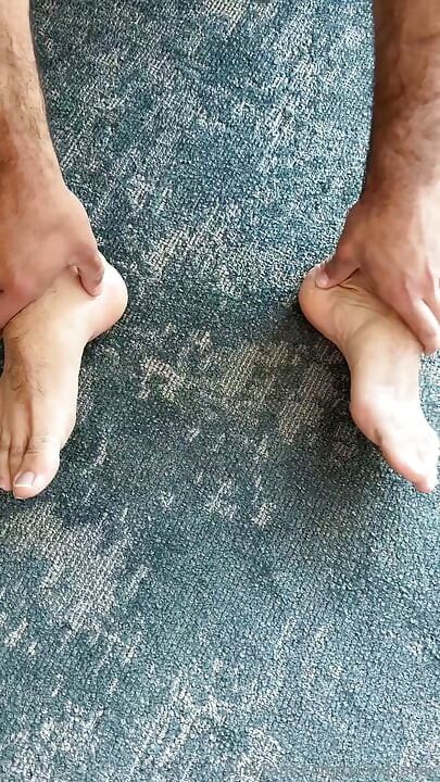 I Feet size is XXL ( US 13 - EU 47.5 )