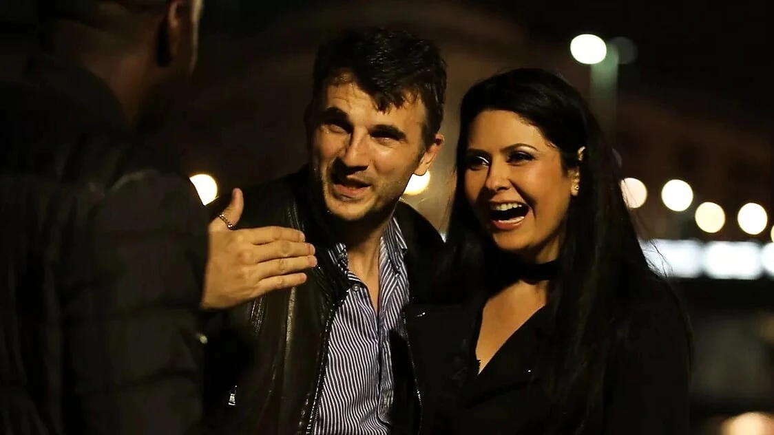 Horny husband shares wife to penetrate with a black dude