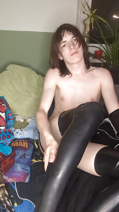 enjaulado em látex com varinha
