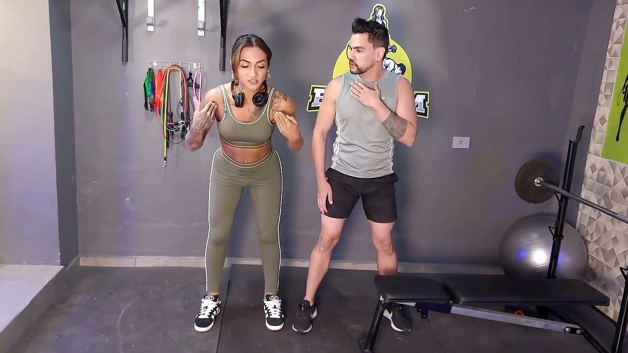 I Wrecked the Gym Bro on His Own Bench Press and He Begged Me Not to Stop