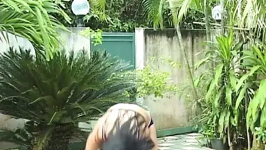 Kompilasi cewek-cewek hot Asia berpose 6