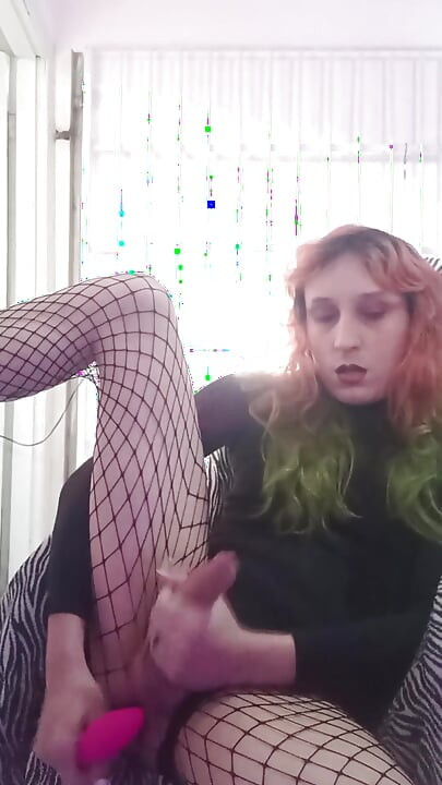 Mainan Dan Sissyhypno