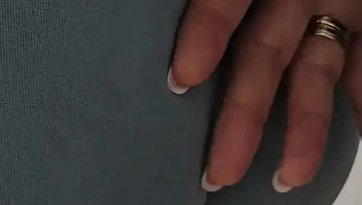 Stranger With Huge Erection Ejaculate In Subway Train On Random Girl's Tights