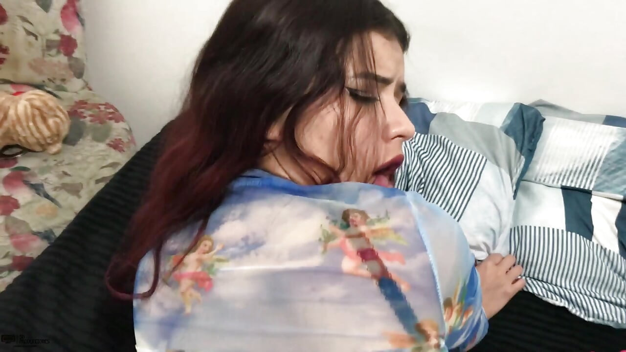 Beautiful Latina sucking and riding my big hard cock - Porn in Spanish