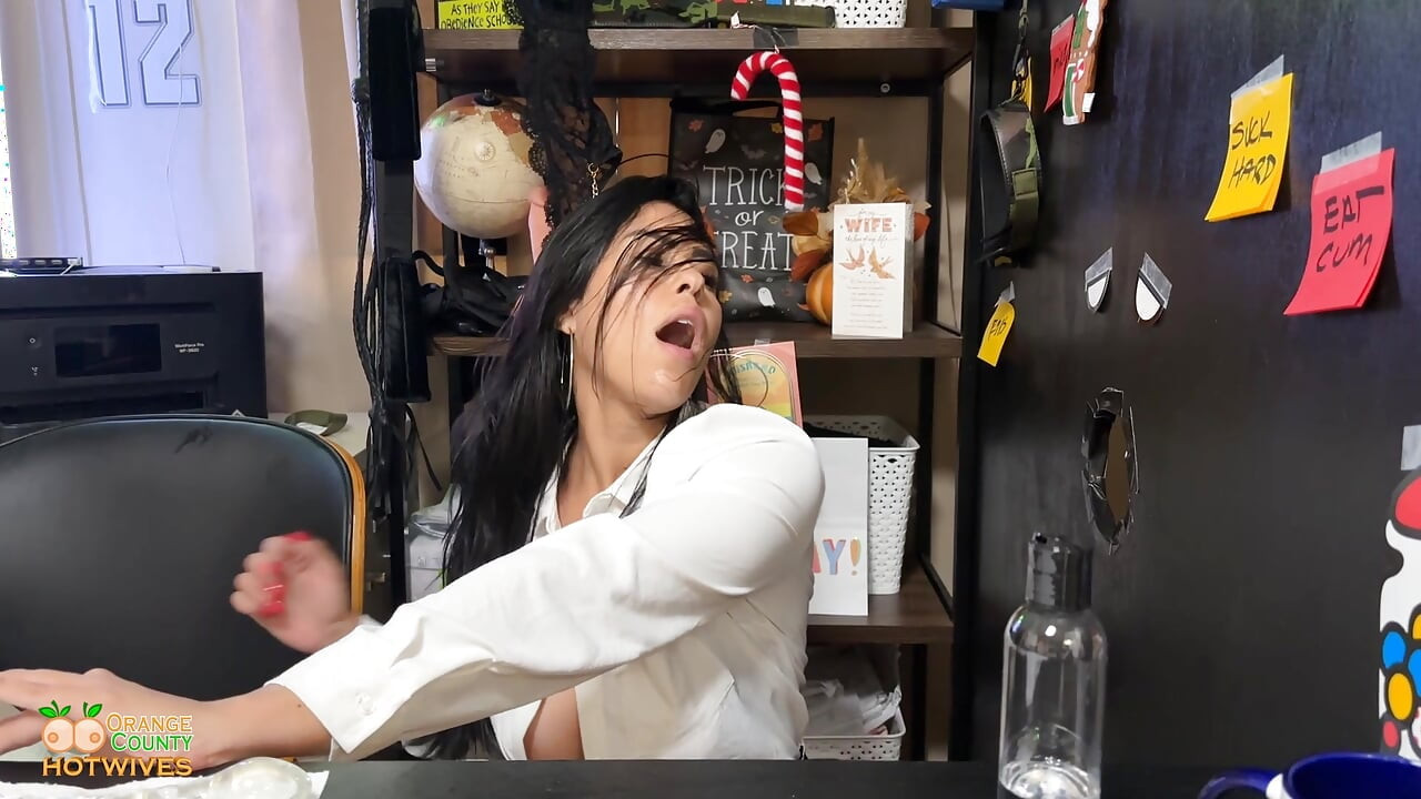 164 سكرتير OCHW GloryHole ميلودي ليلة