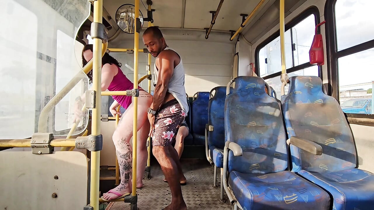 DUDE GETS ON PUBLIC TRANSPORT I SCREWED UP FOR EVERYONE TO SEE AND LEFT