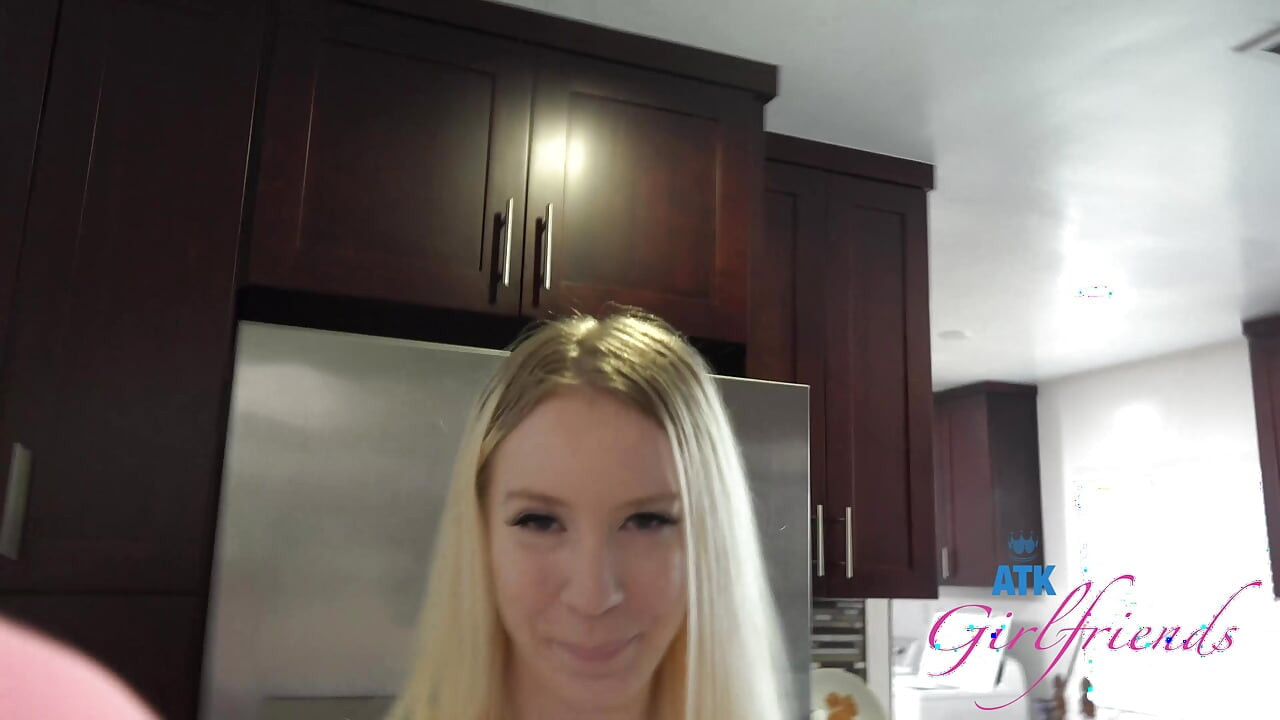 Gigi is Craving Hard Cock! Pussy Eating, Sloppy BJ, Hard Fuck & Footjob Cumshot