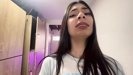 Wetting My Jeans in Front of My BF