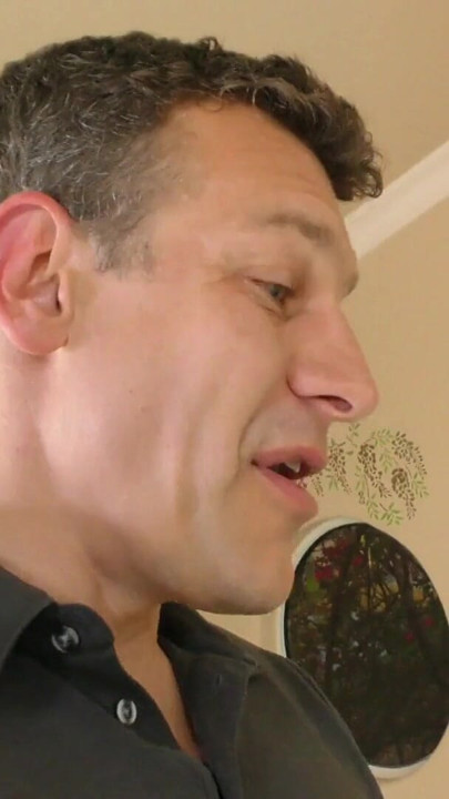 啦啦隊長用巨大的天然奶子勾引人 |片段 1