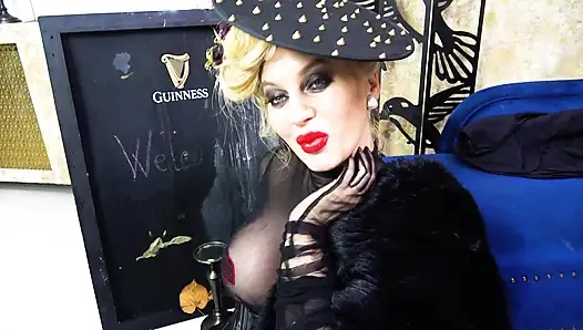 Lippenstift küsst domina