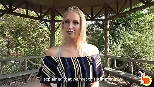 Une Hollandaise blonde se fait baiser brutalement par une grosse bite blanche bien dure