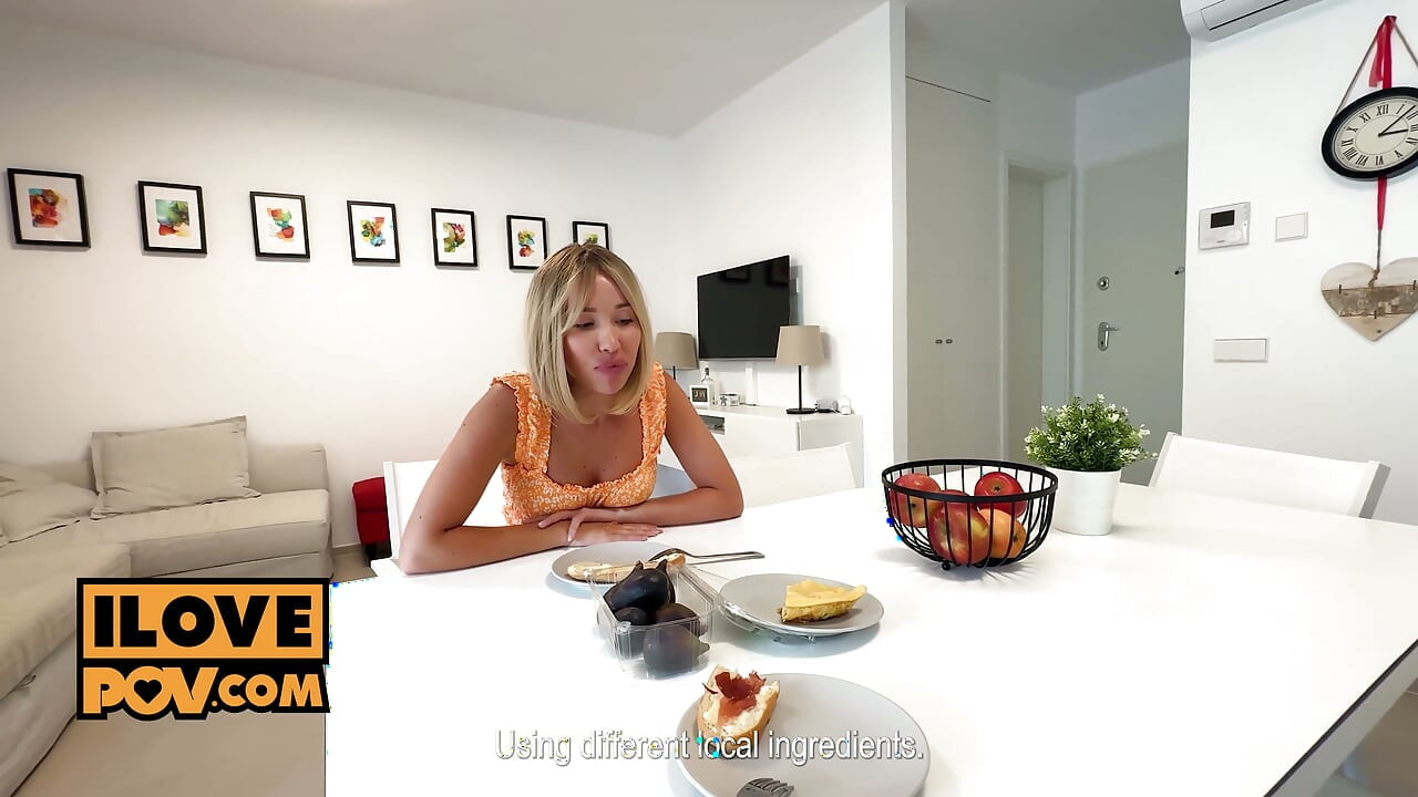 קריס פרייס היא המעוררת הקטנה והשובבה שלך בסצנת הזיון הזו מנקודת מבט ראשונה