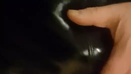 Pvc taytla dolaşırken şişkinlik alay ediyor