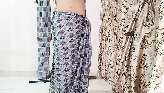 Sautelee ne galatee se geçit töreni ke peechhe chhipe bhaee ka land choosa aur chud gayee ateşli phul hindee odiyo