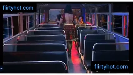 Chalti Bus mei hui Chane Wali Aunty Ki jabardast chudayi