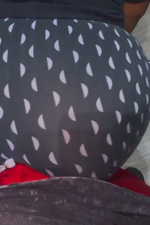 Walking Down in My Pjs (pov)