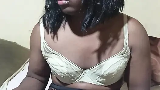 Sexyjayla254 götünde bir oyuncakla büyük boşalma