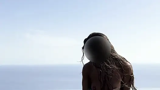 Minyon evli kadın için havuz kenarında göt oyunu ve anal eğlence